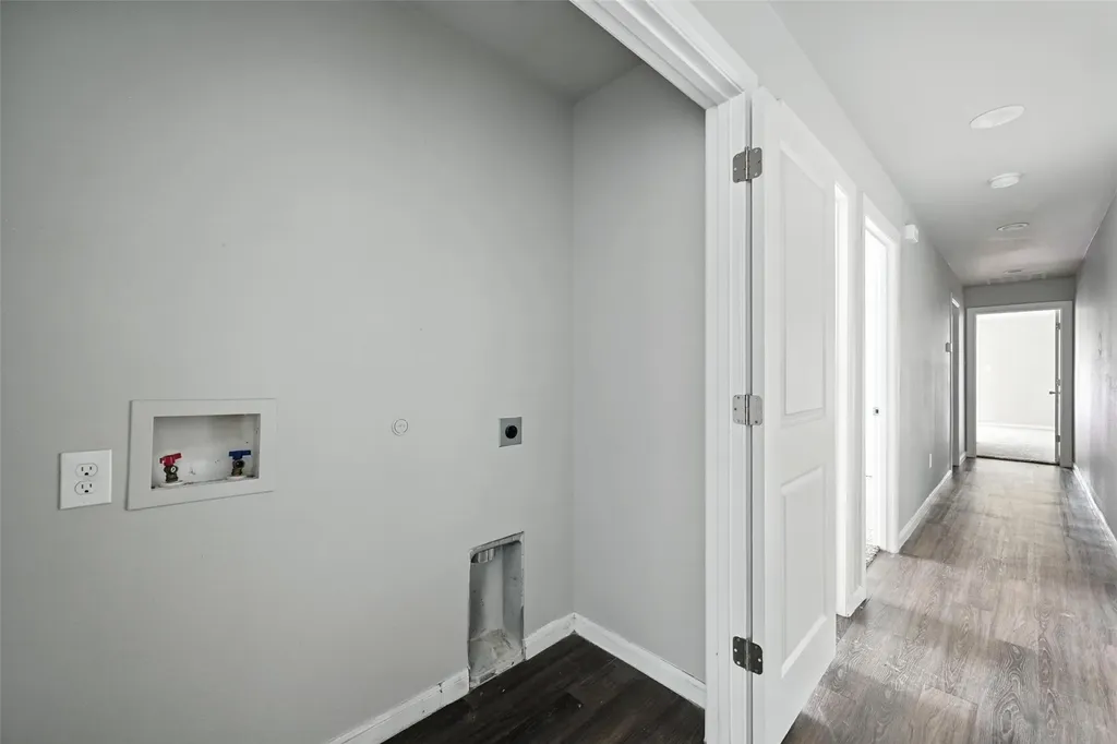 910-914 N Throckmorton Sherman TX 75090