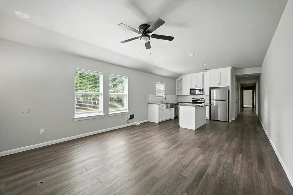910-914 N Throckmorton Sherman TX 75090