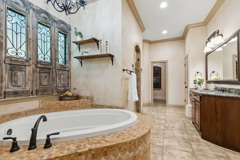 9 N Eagle Point Azle TX 76020