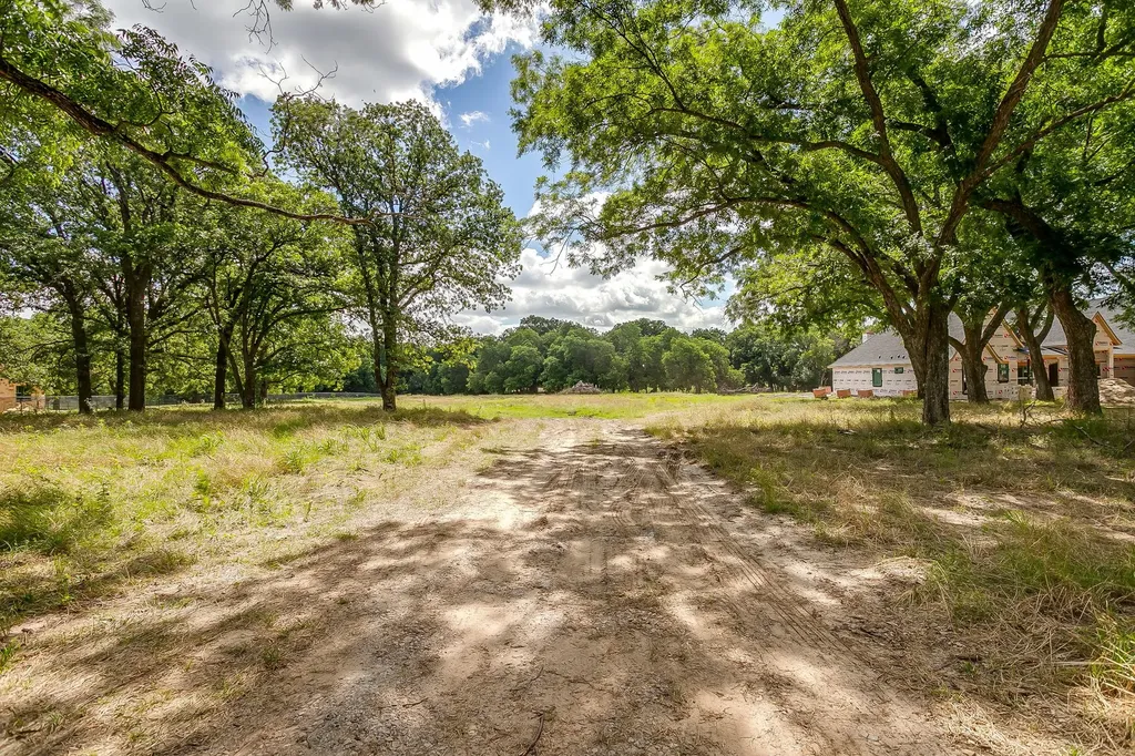 301 Dixon Road Aledo TX 76008