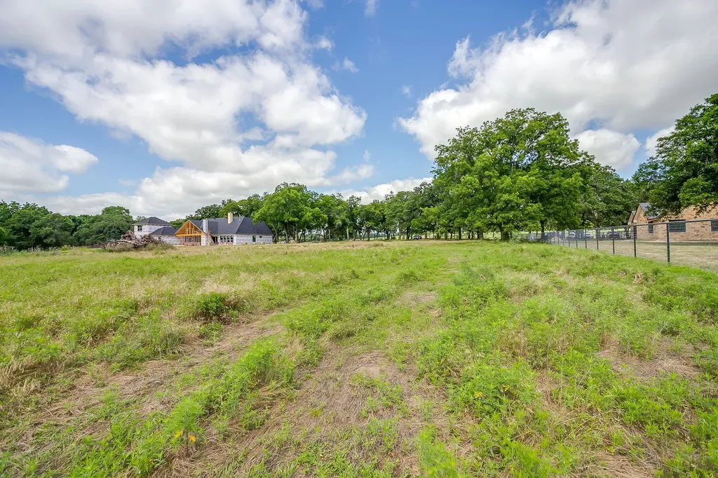 301 Dixon Road Aledo TX 76008