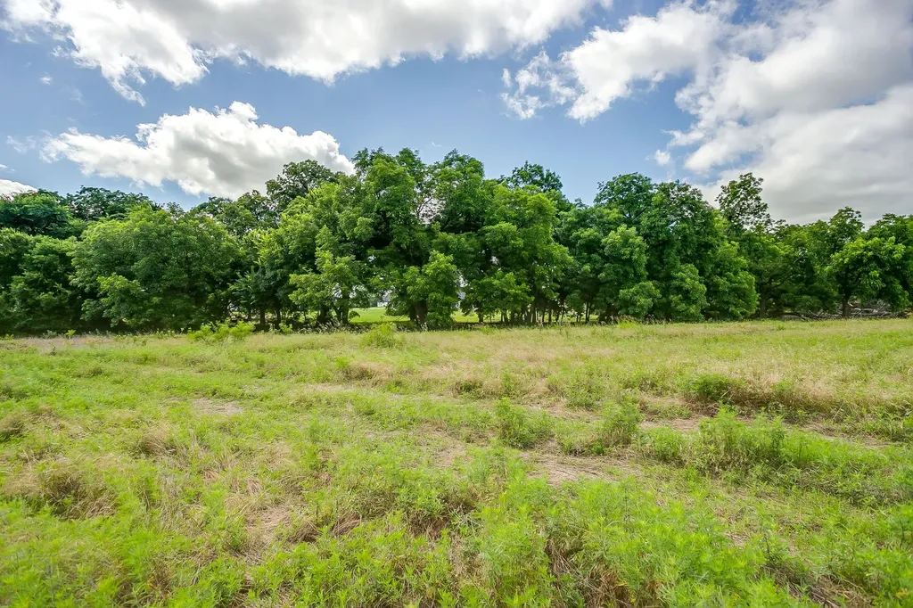 301 Dixon Road Aledo TX 76008