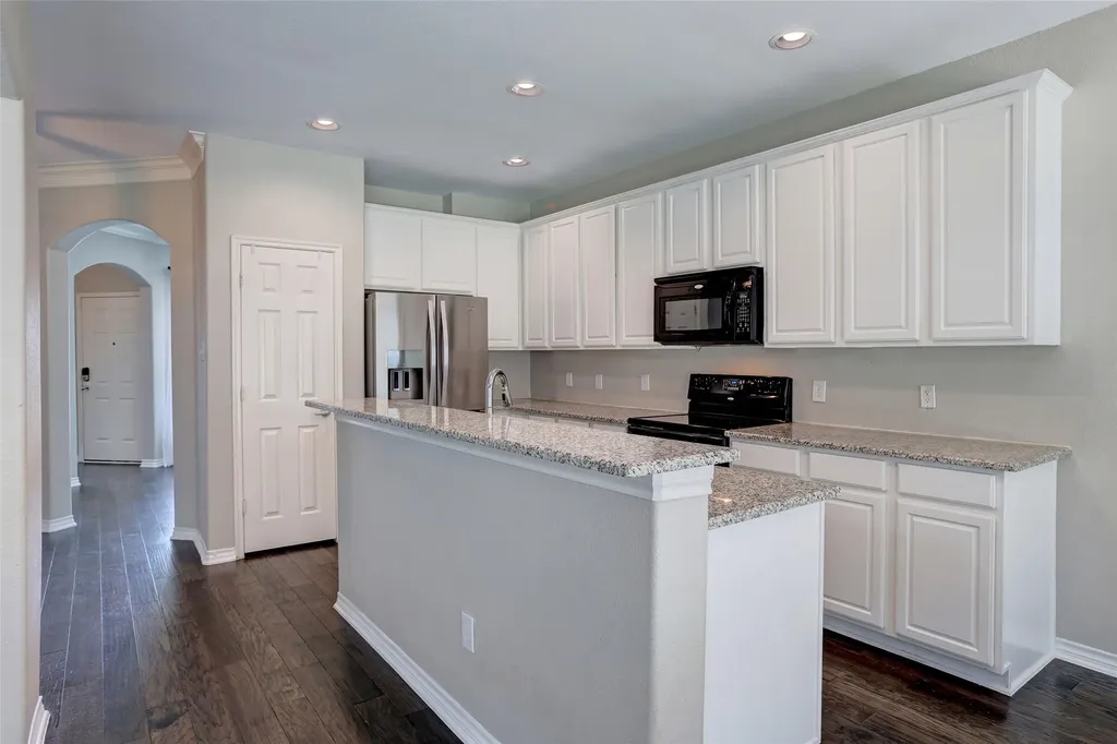 1504 Dun Loggin Drive Mckinney TX 75072