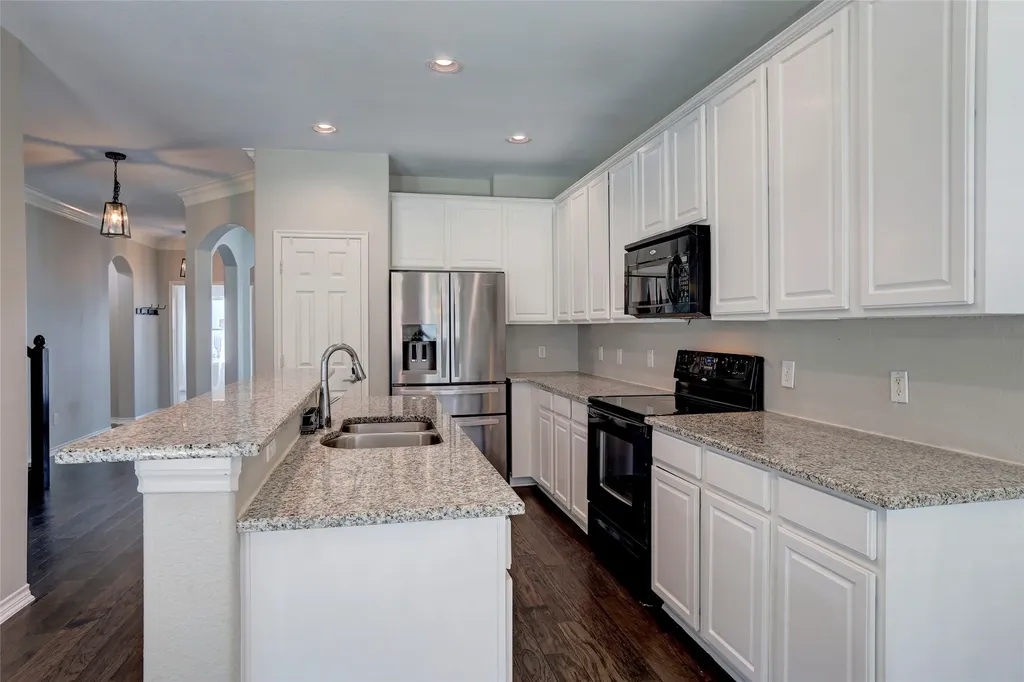 1504 Dun Loggin Drive Mckinney TX 75072