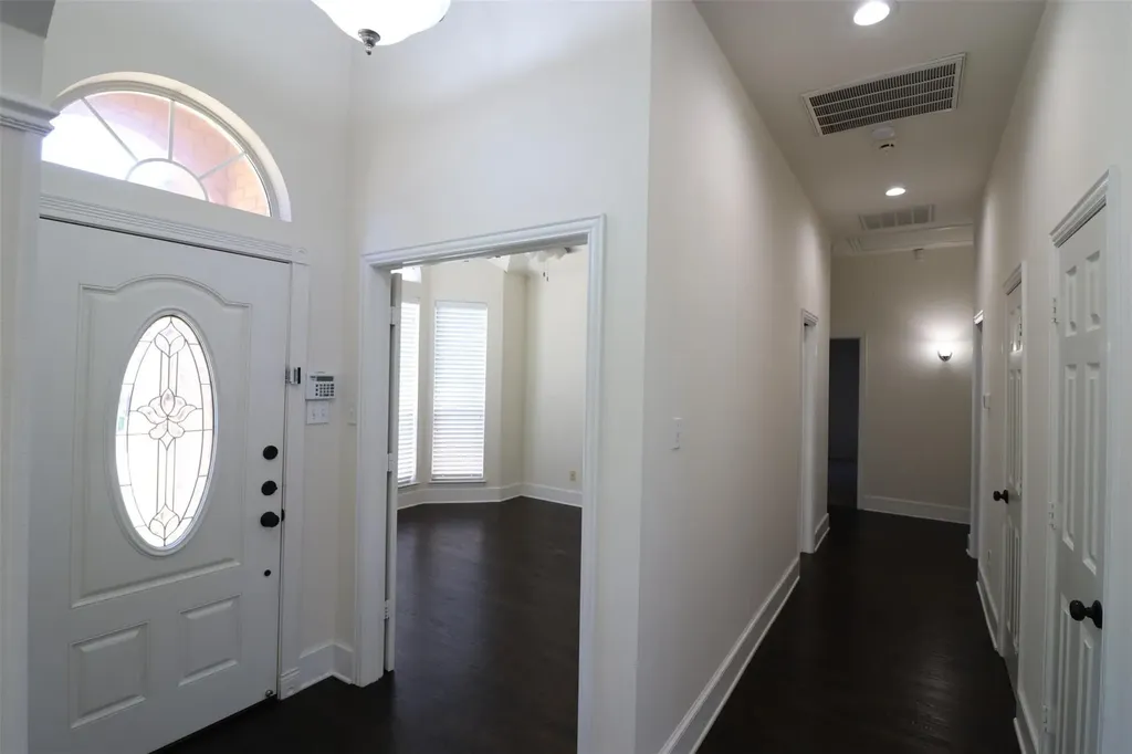 4041 Brazos Drive Carrollton TX 75007