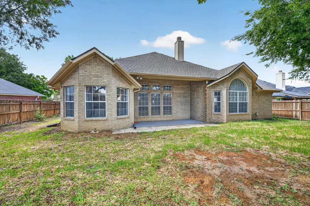 6740 Old Mill Court North Richland Hills TX 76182