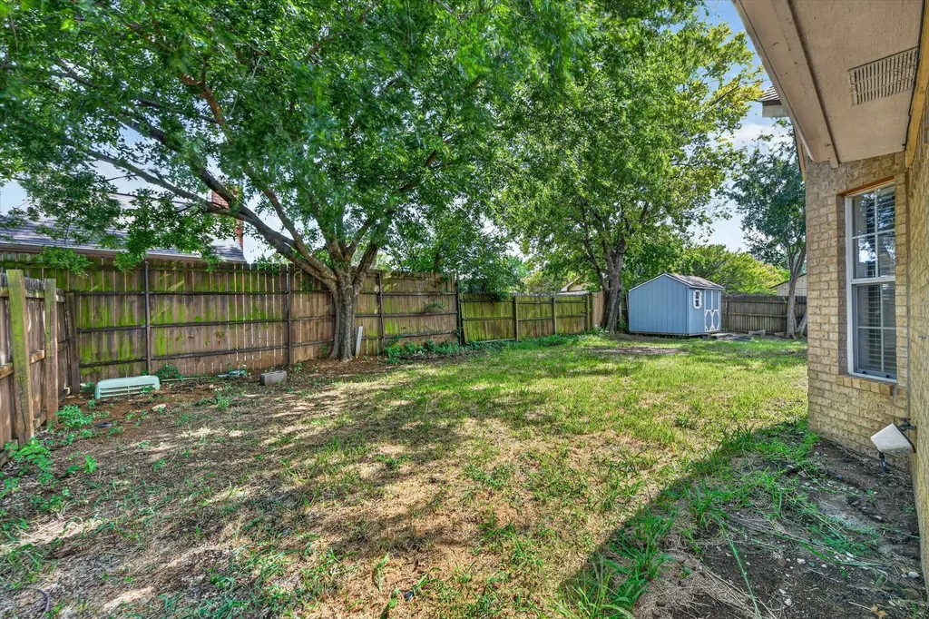 6740 Old Mill Court North Richland Hills TX 76182