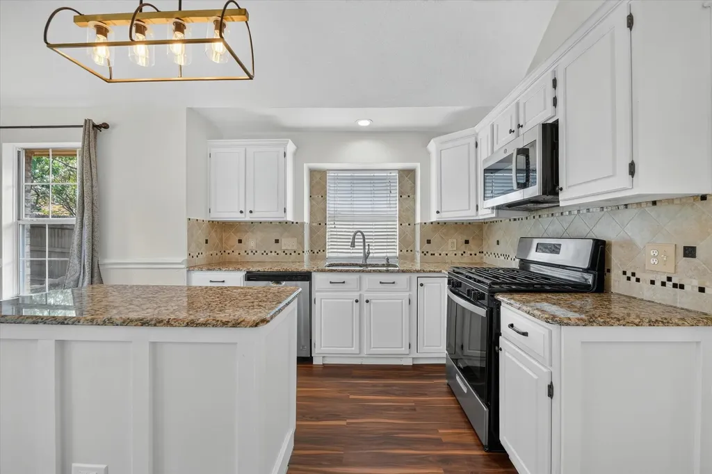 6740 Old Mill Court North Richland Hills TX 76182