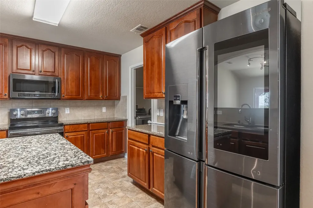 472 Grant Lane Lavon TX 75166