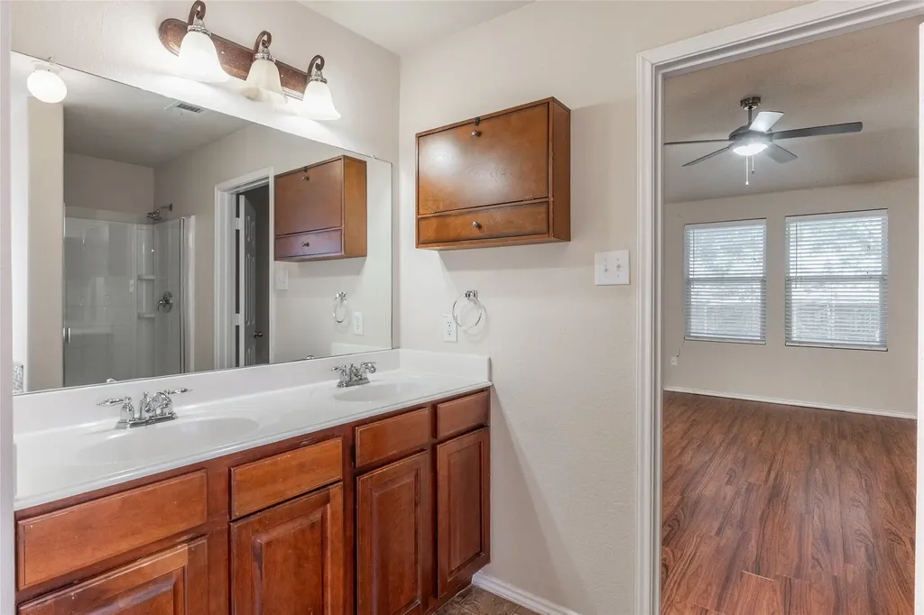 472 Grant Lane Lavon TX 75166