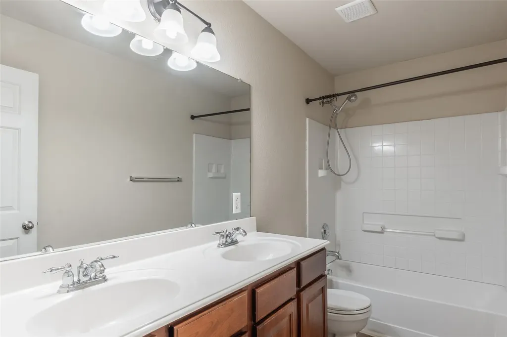 472 Grant Lane Lavon TX 75166
