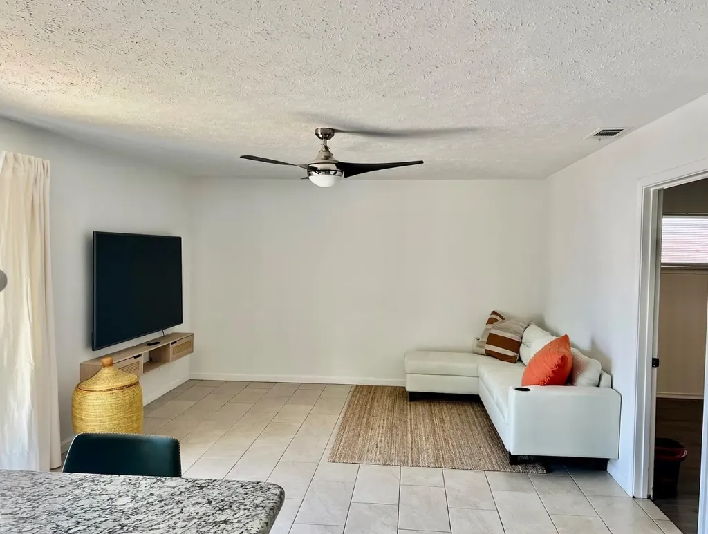7412 Walling Lane Dallas TX 75231