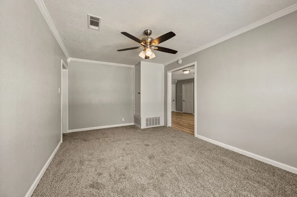 3501 Eastridge Drive Haltom City TX 76117