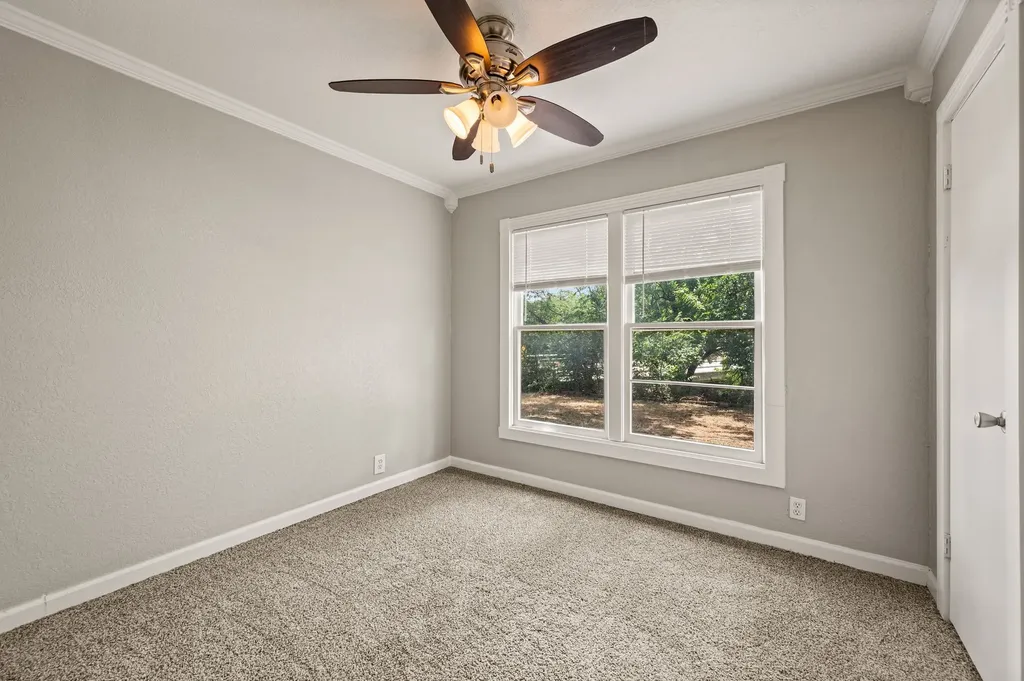 3501 Eastridge Drive Haltom City TX 76117