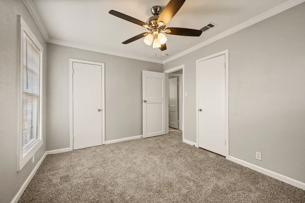 3501 Eastridge Drive Haltom City TX 76117