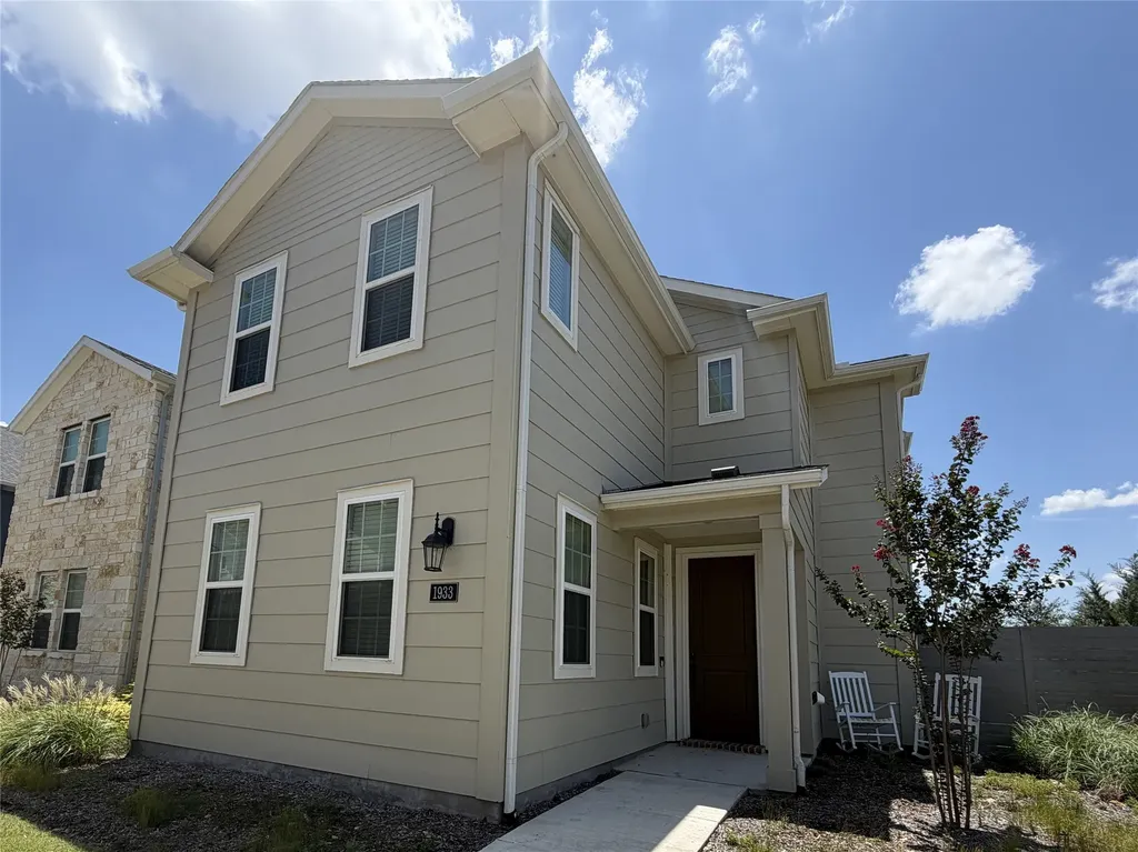 1933 Woodlawn Way Argyle TX 76226