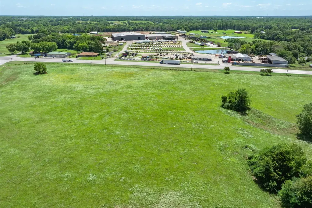 Lot 2 State Highway 19 Emory TX 75440