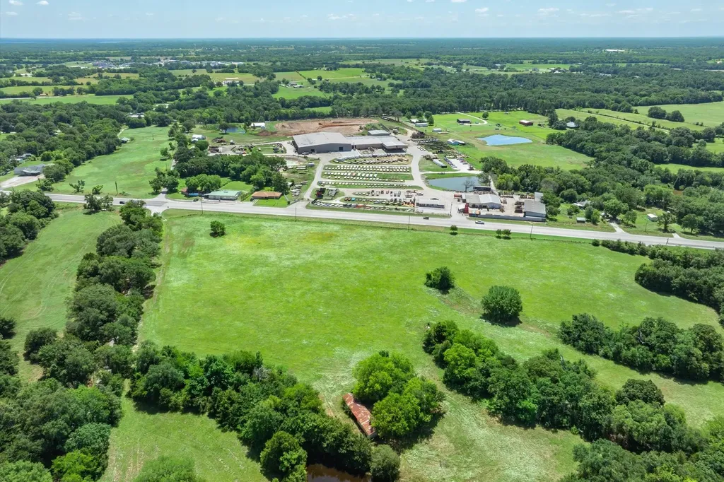 Lot 2 State Highway 19 Emory TX 75440