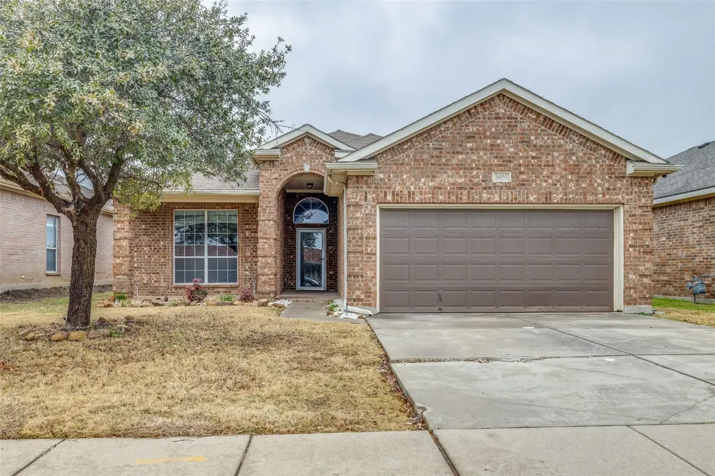 10005 Bull Run Fort Worth TX 76177