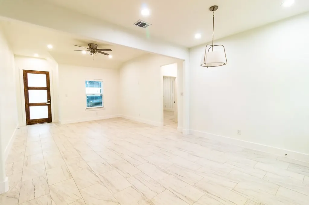 536 Highview Court Godley TX 76044