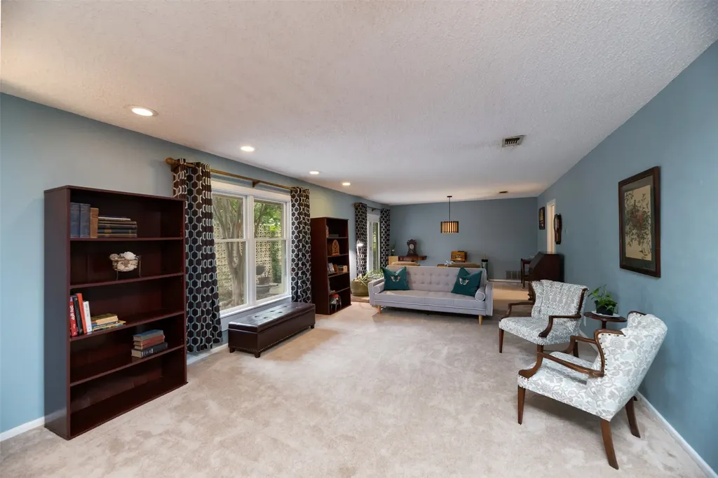 706 Norton Street Weatherford TX 76086