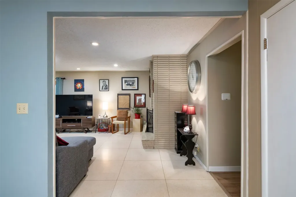 706 Norton Street Weatherford TX 76086