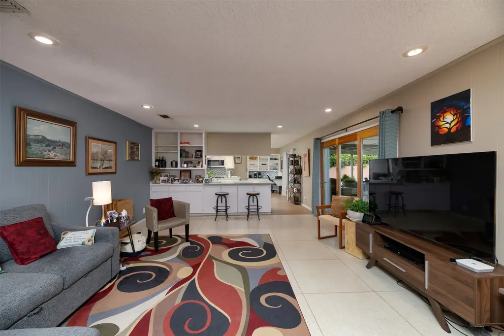 706 Norton Street Weatherford TX 76086
