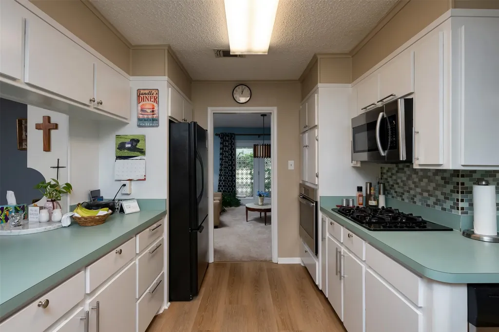 706 Norton Street Weatherford TX 76086