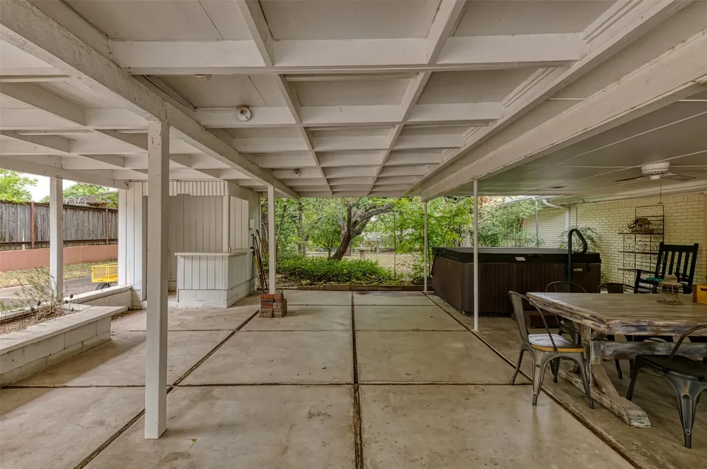 706 Norton Street Weatherford TX 76086