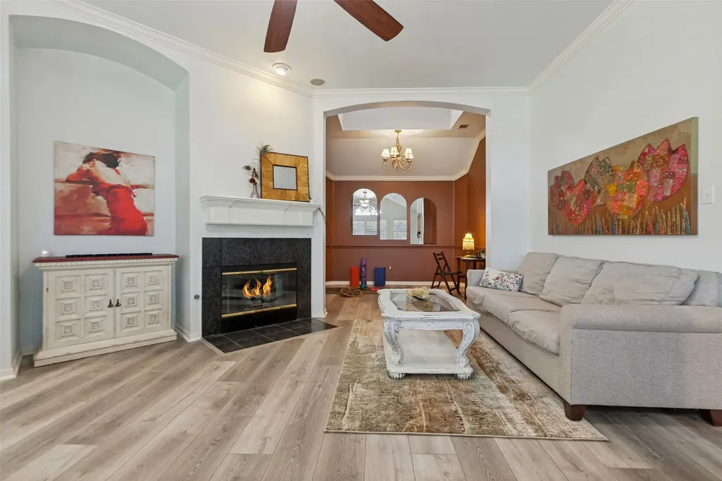 6800 Forest Hills Drive Plano TX 75023