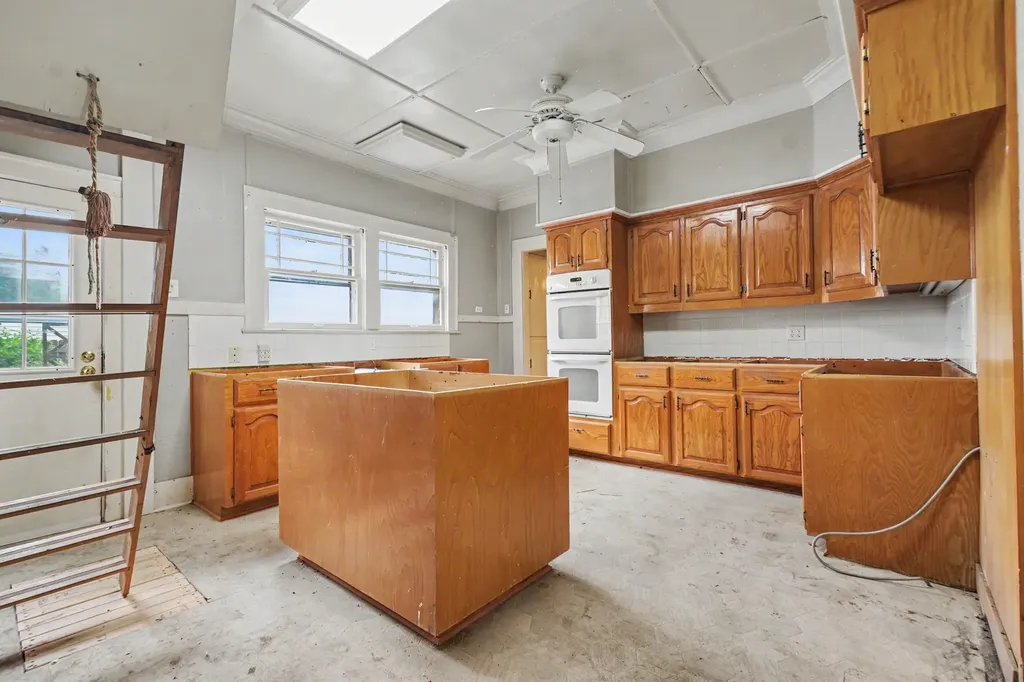 504 N College Street Mckinney TX 75069