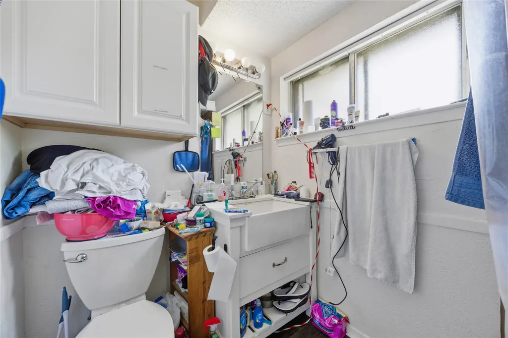 636 Sue Ann Lane Burleson TX 76028