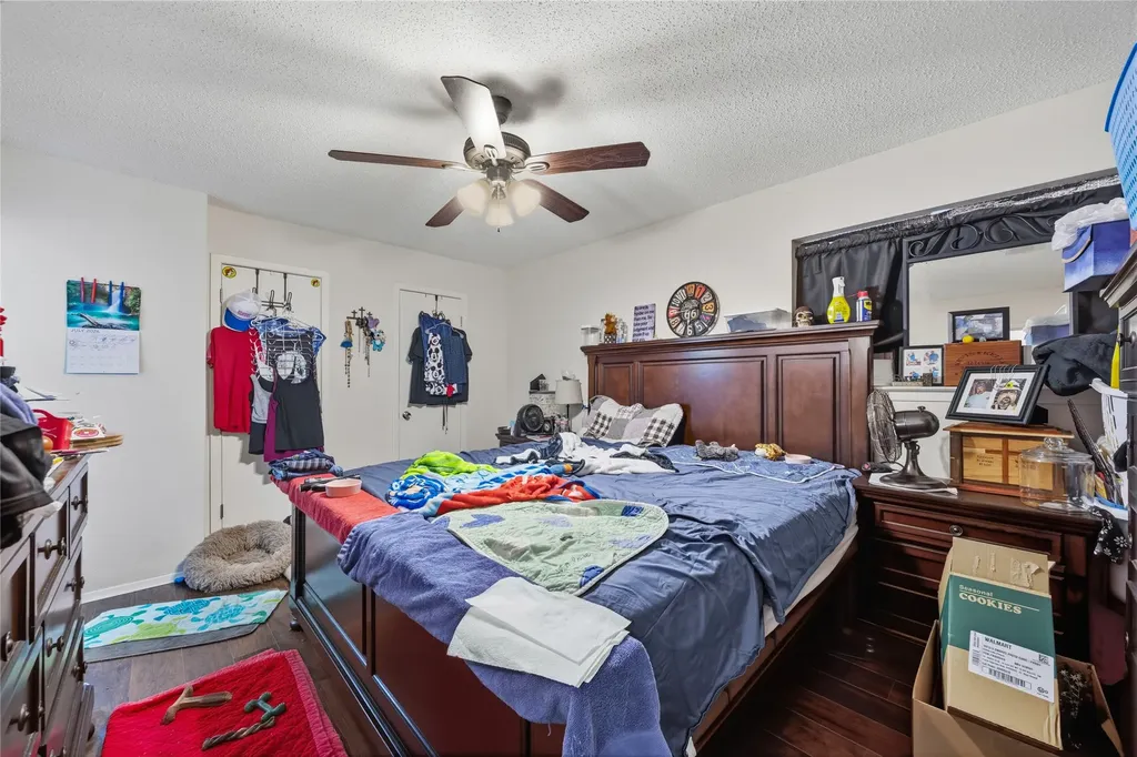 636 Sue Ann Lane Burleson TX 76028