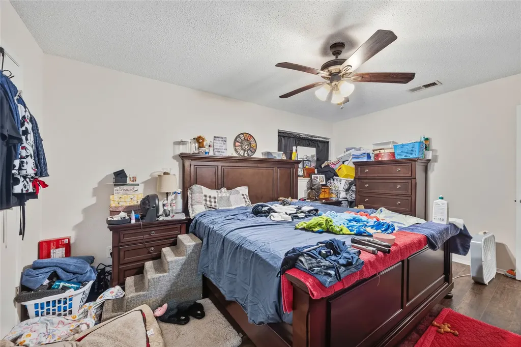 636 Sue Ann Lane Burleson TX 76028