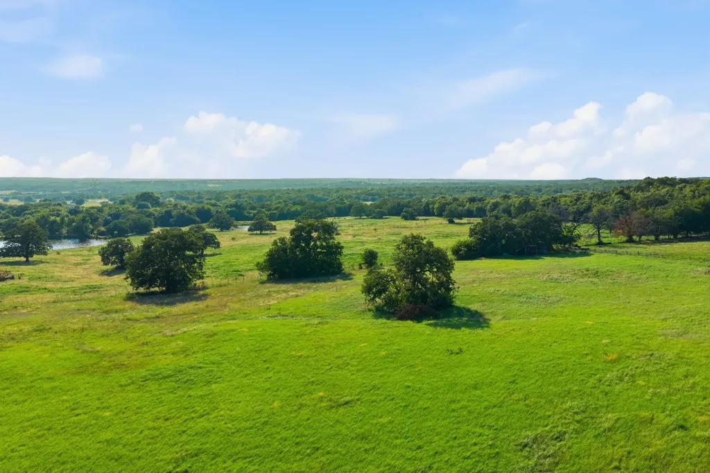 5615 N Farm Market 51 Weatherford TX 76085
