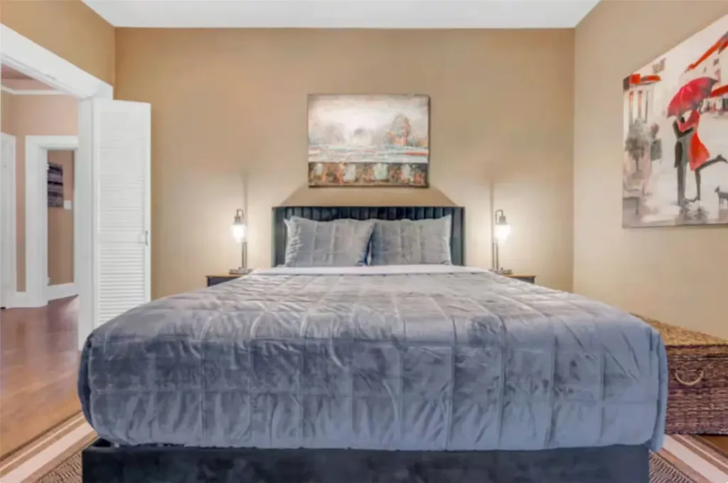 4303 Vandelia Street Dallas TX 75219