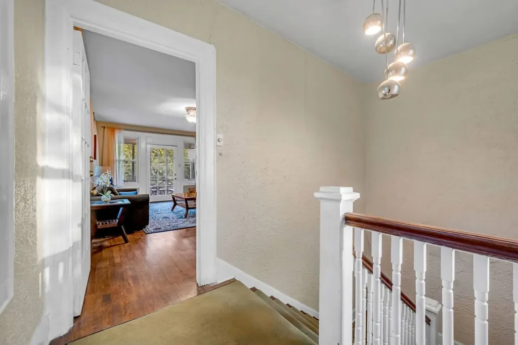4303 Vandelia Street Dallas TX 75219