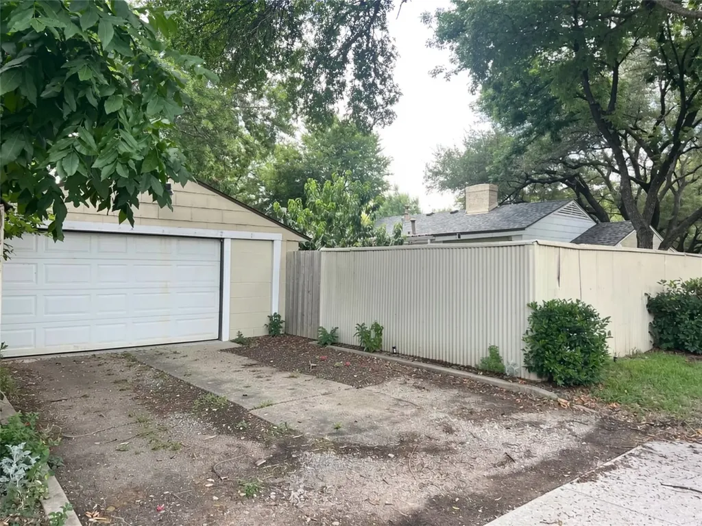 6348 Darwood Avenue Fort Worth TX 76116