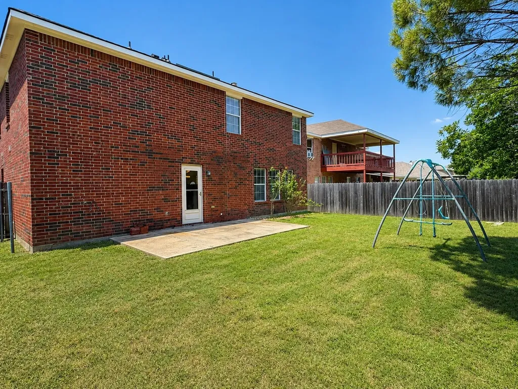 5444 Presidio Drive Grand Prairie TX 75052