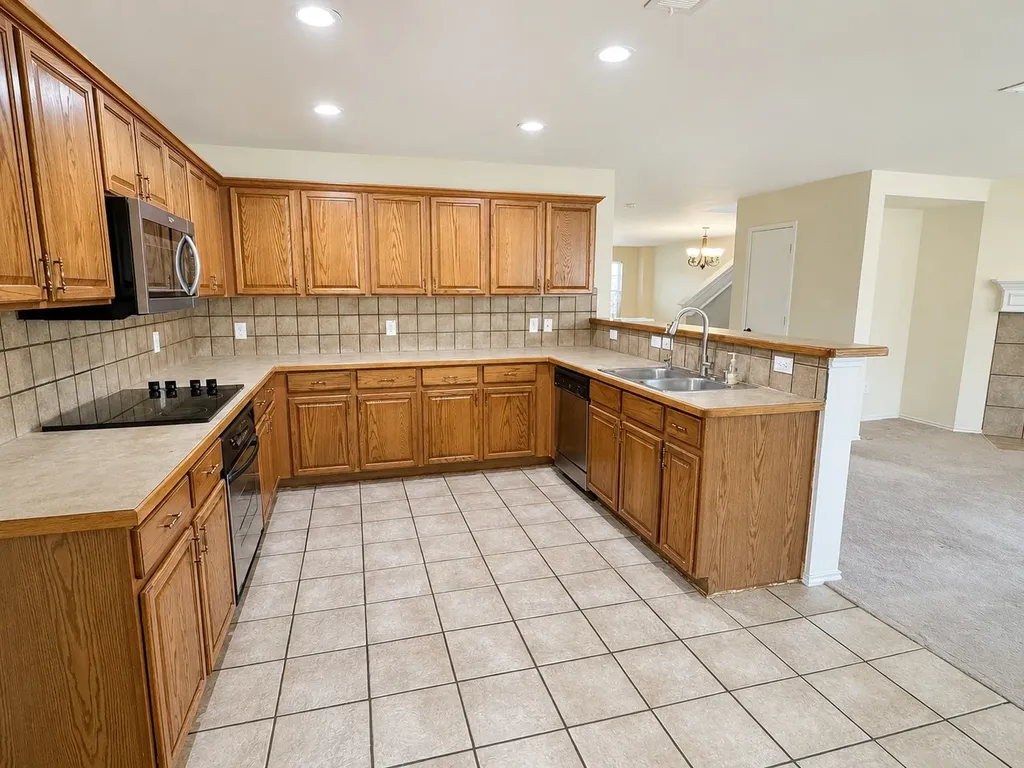 5444 Presidio Drive Grand Prairie TX 75052