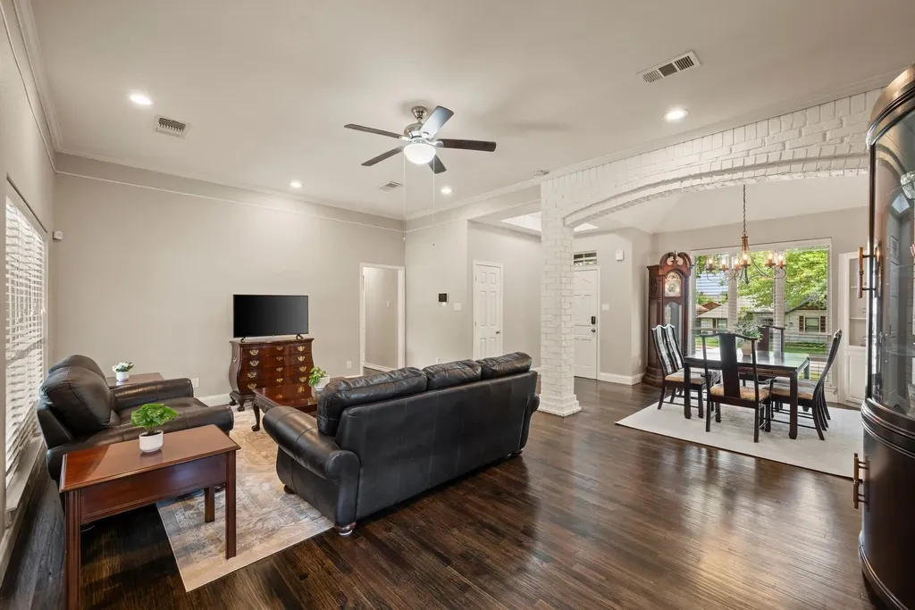 7509 Kingswood Court North Richland Hills TX 76182