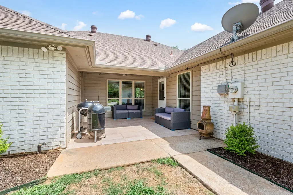 7509 Kingswood Court North Richland Hills TX 76182
