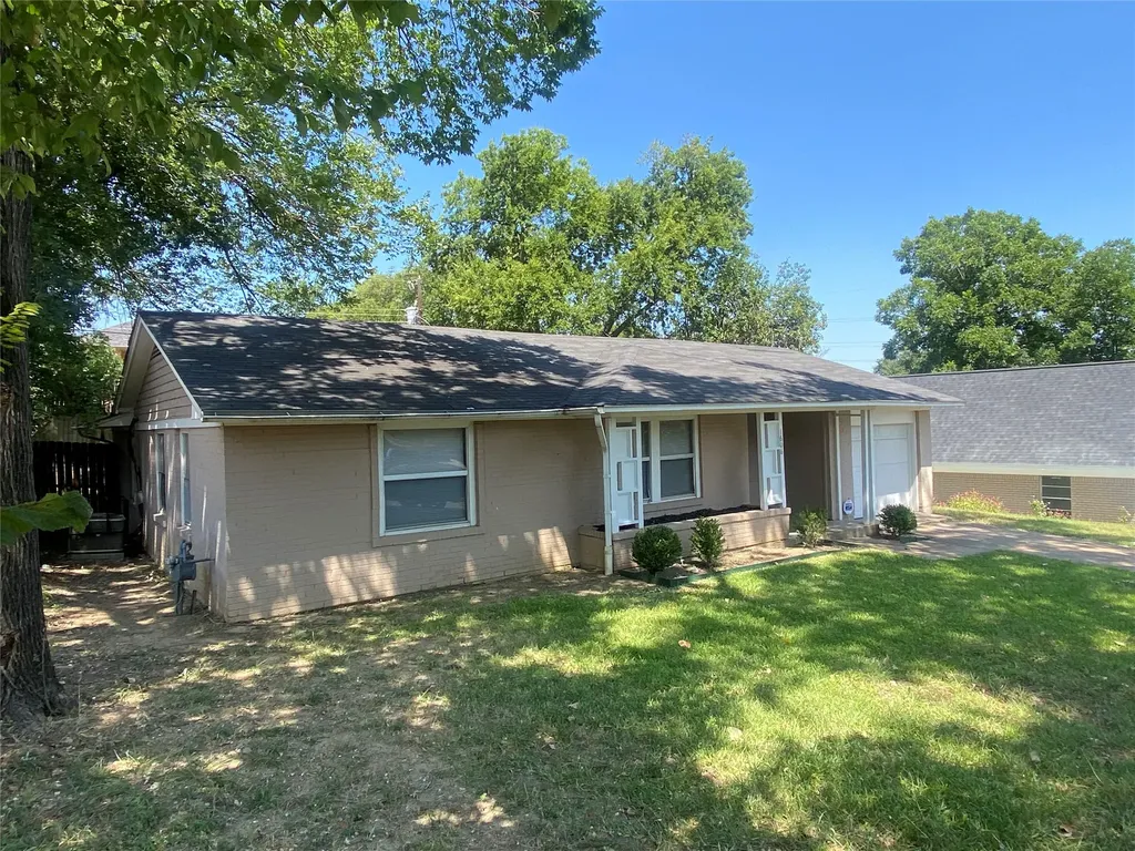 1606 Virginia Street Grand Prairie TX 75051