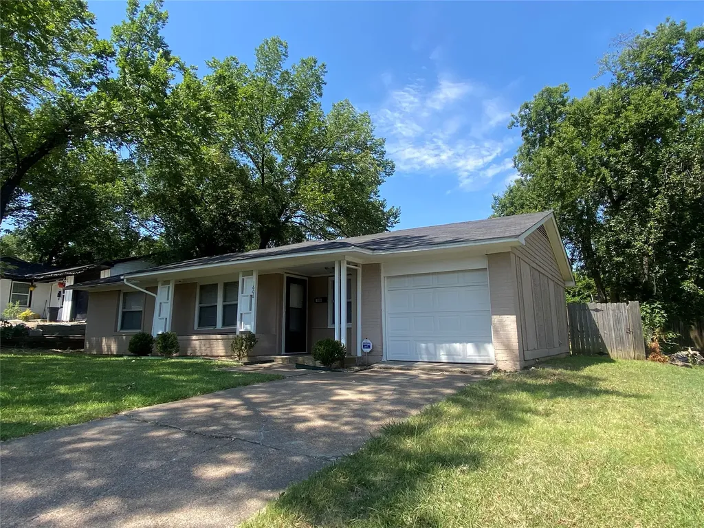 1606 Virginia Street Grand Prairie TX 75051