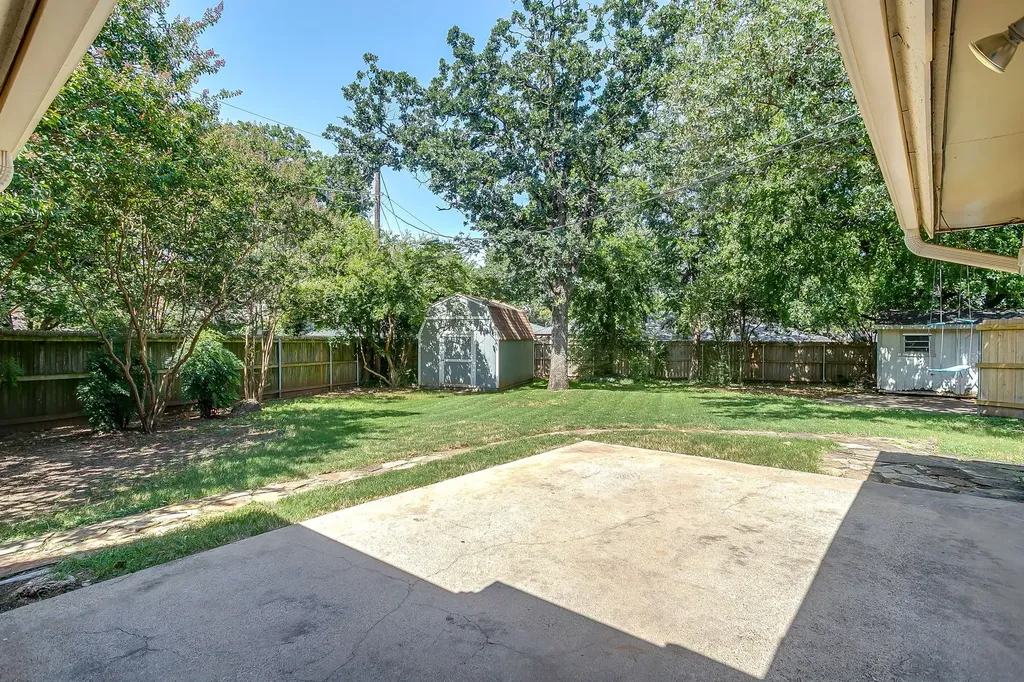 5716 Tumbleweed Court Arlington TX 76017