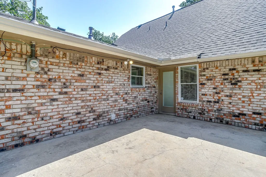 5716 Tumbleweed Court Arlington TX 76017