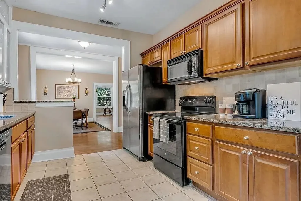 4301 Vandelia Street Dallas TX 75219
