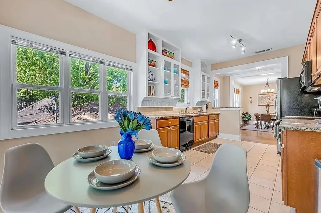 4301 Vandelia Street Dallas TX 75219