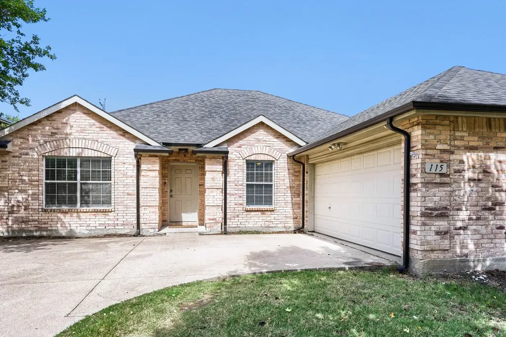 115 Autumn Trail Red Oak TX 75154