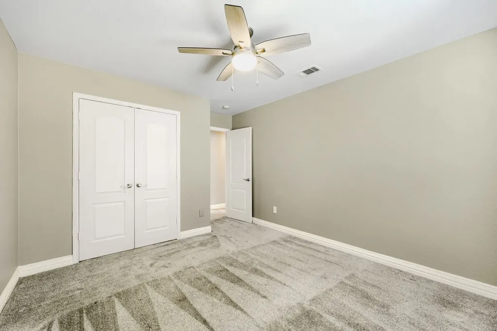 115 Autumn Trail Red Oak TX 75154